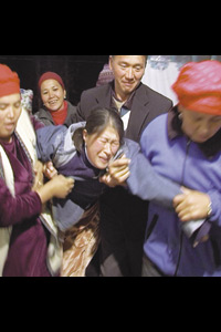 Bride Kidnapping in Kyrgyzstan (2004)